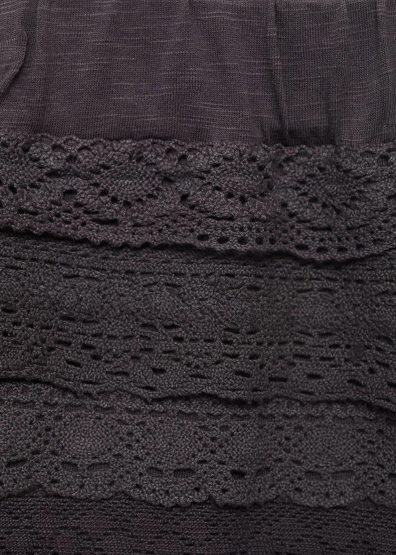 Crochet shorts with ruffles