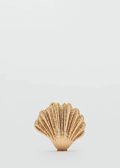Shell design clutch bag