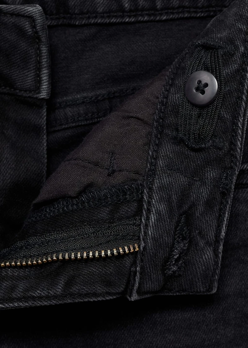 Slim-fit jeans