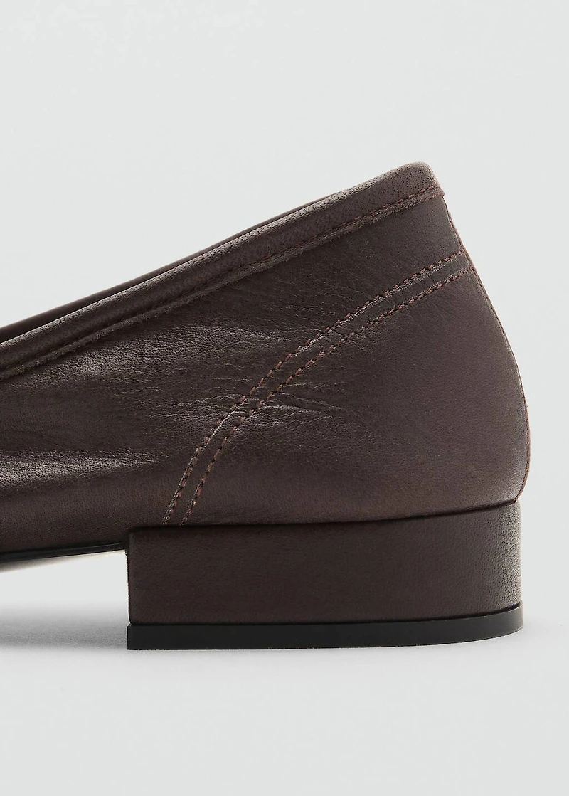 Leather ballet flats with bow
