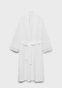 Cotton robe with lace