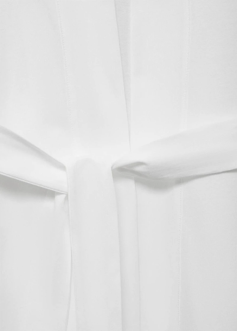 Cotton robe with lace