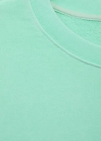 Sweatshirt with seamless finish