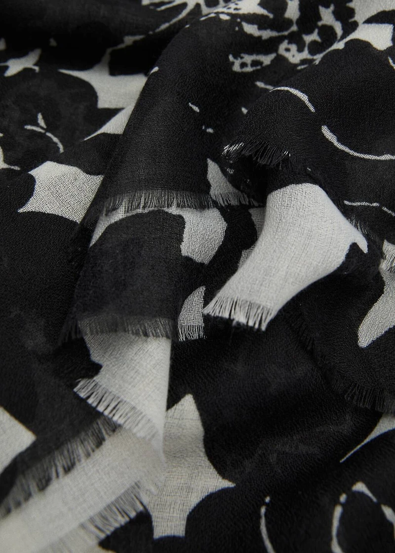 Floral print scarf