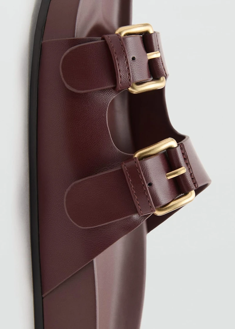 Buckle flat sandals