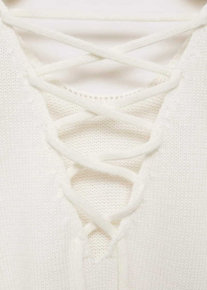 Knitted top with drawstring