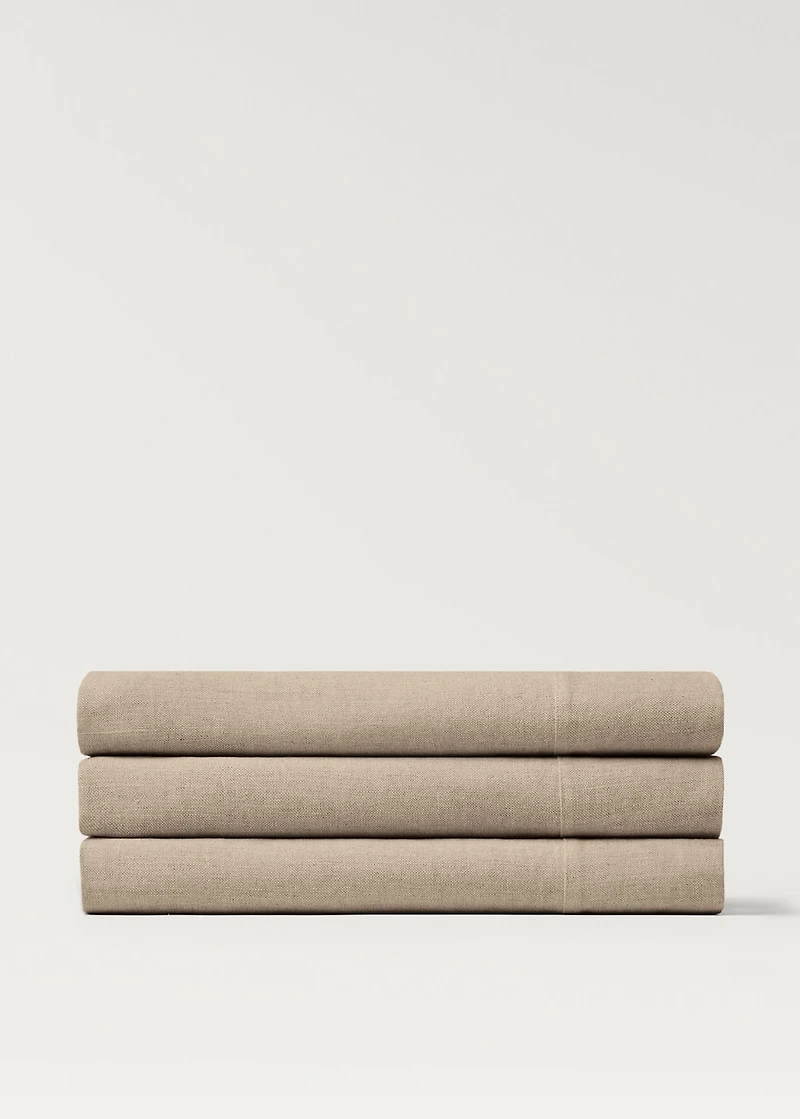 Linen tablecloth for 6 to 8 diners