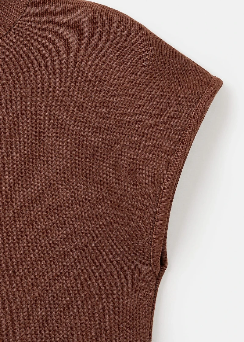 Short-sleeved fine-knit sweater