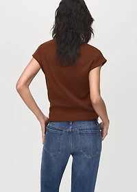 Short-sleeved fine-knit sweater