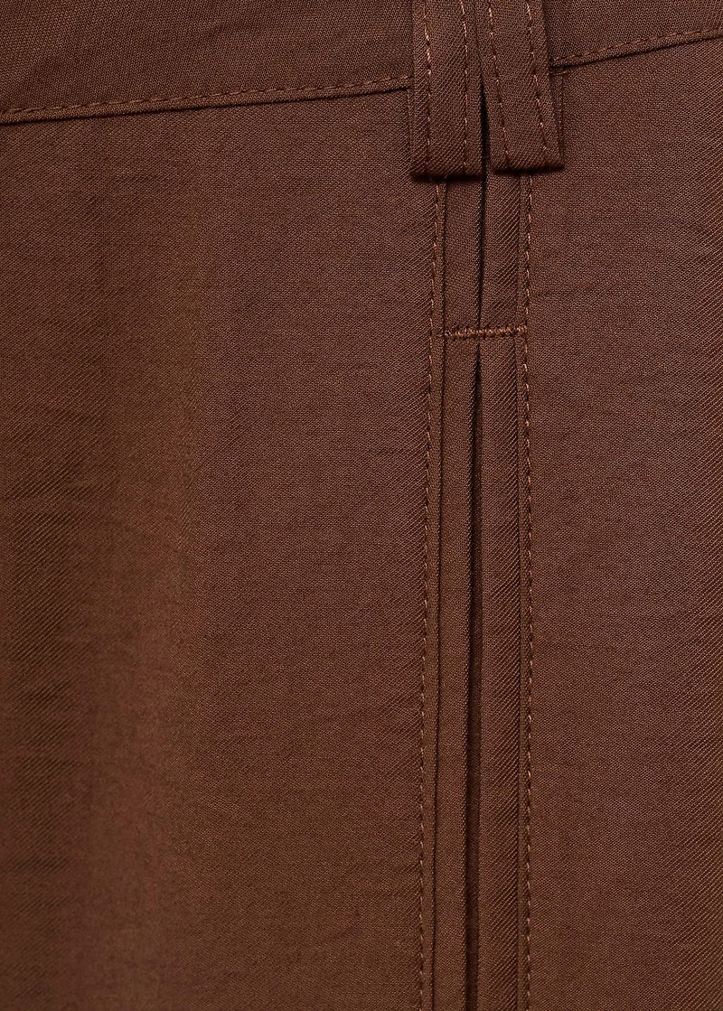 Straight-fit pleated pants