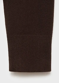Cross-over cardigan with jewel button
