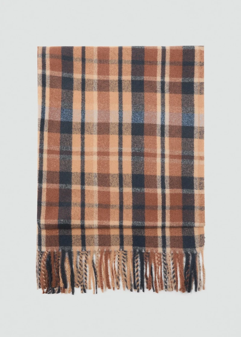 Check scarf with fringed ends
