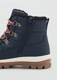 Lace-up mountain boots