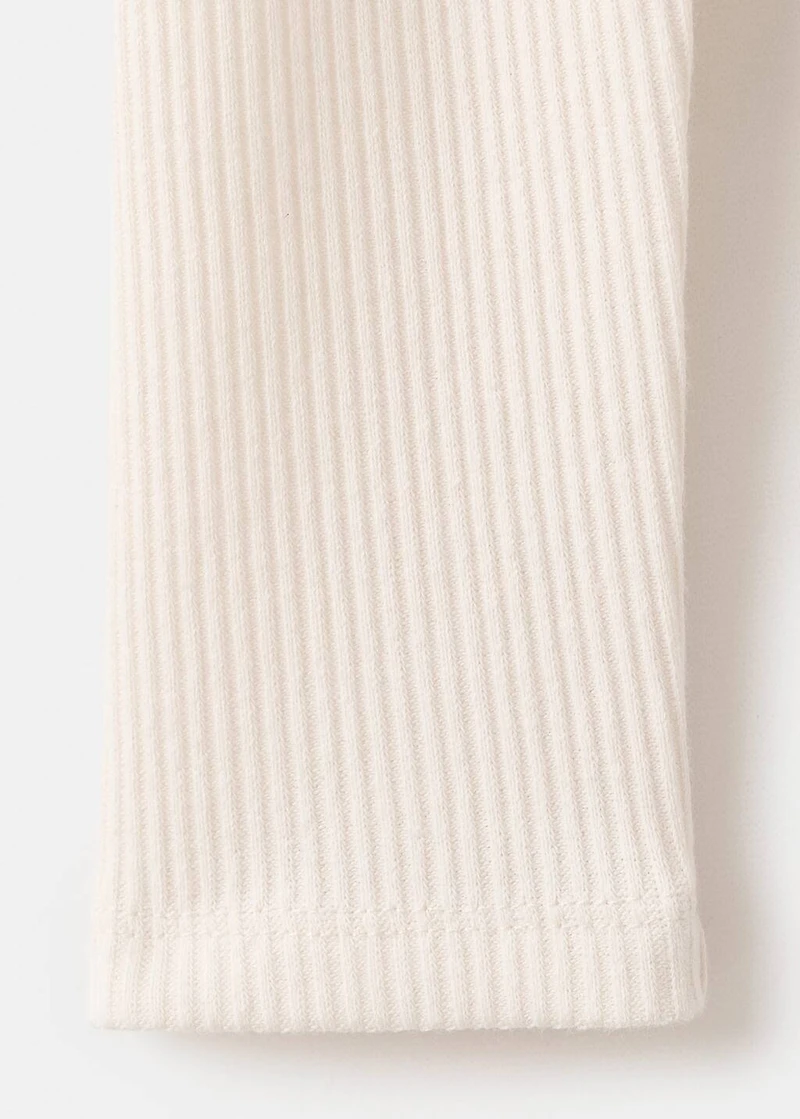 Ribbed long-sleeved t-shirt