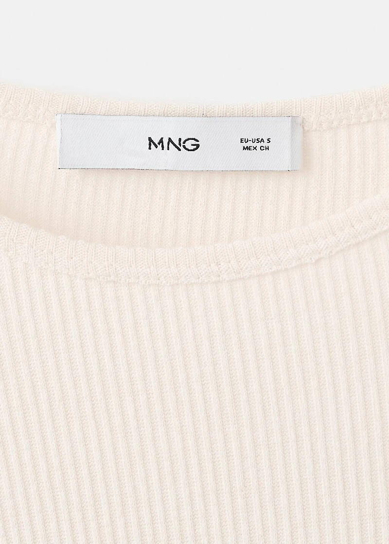 Ribbed long-sleeved t-shirt