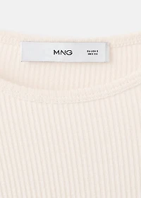 Ribbed long-sleeved t-shirt