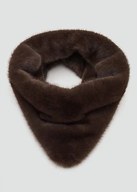 Circular fur effect scarf