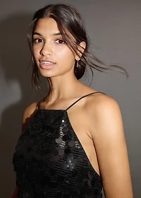 Short dress with sequins