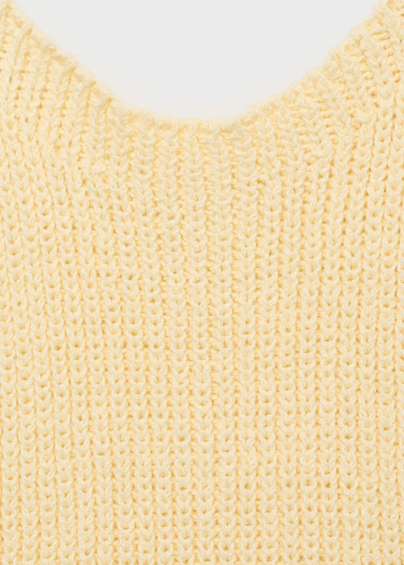 Halter-neck knitted top