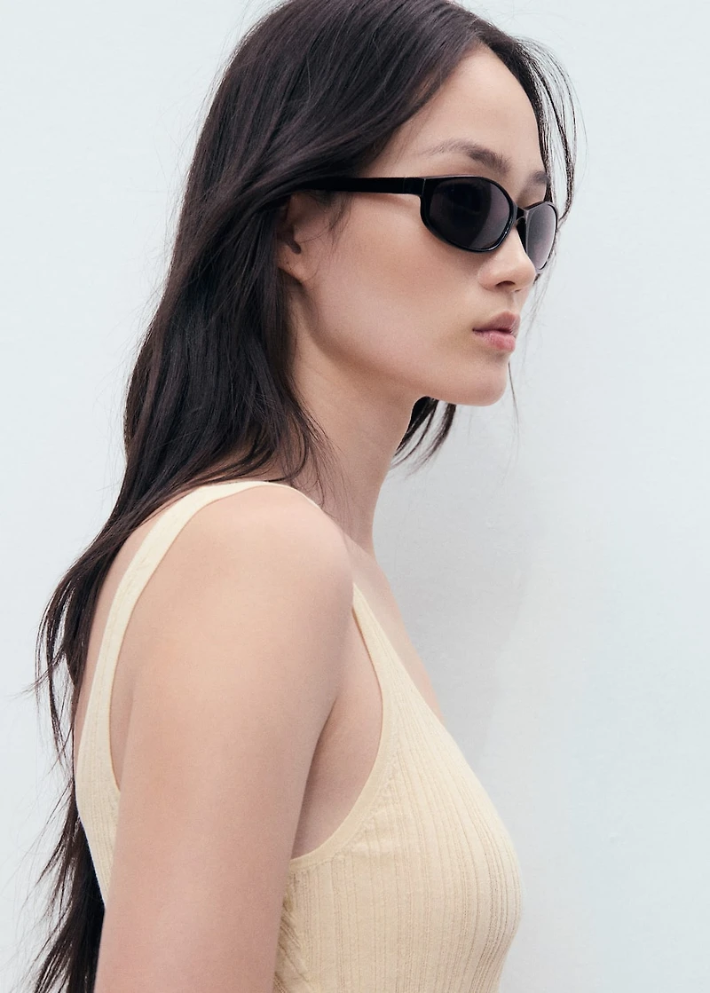 Fine-knit top