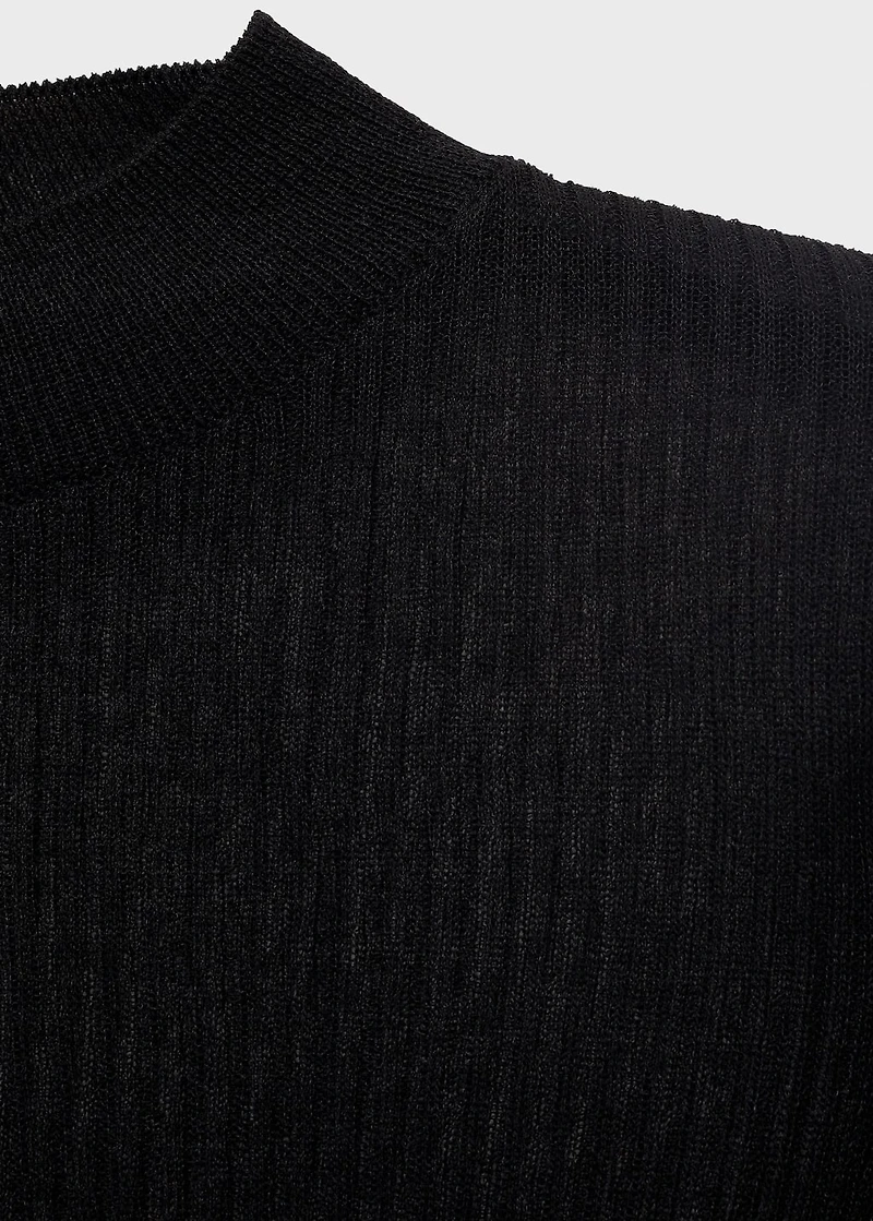 Knitted cropped sweater
