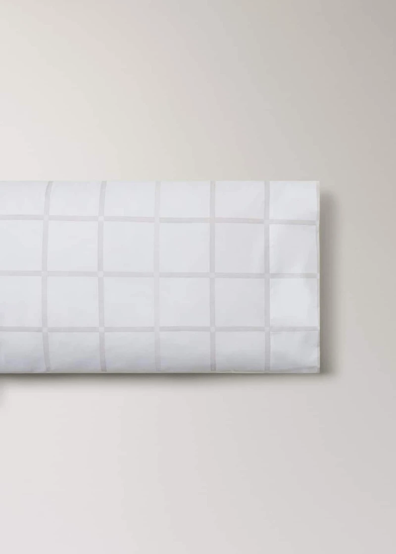 Percale cotton pillowcase with a plaid print 45x110 cm