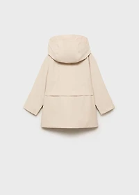 Hooded parka with pocket