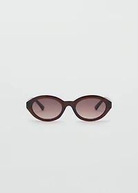 Round-framed sunglasses