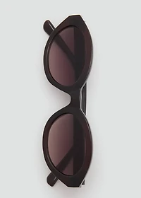 Round-framed sunglasses