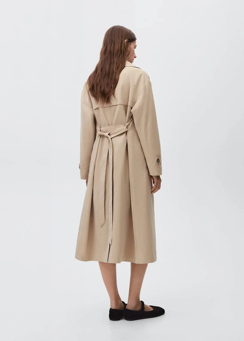 Classic trench coat with belt