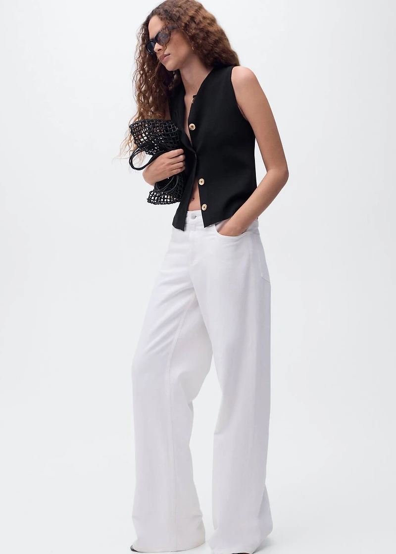 Fine-knit vest