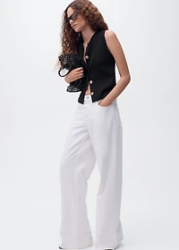 Fine-knit vest