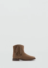 Fringed leather boots