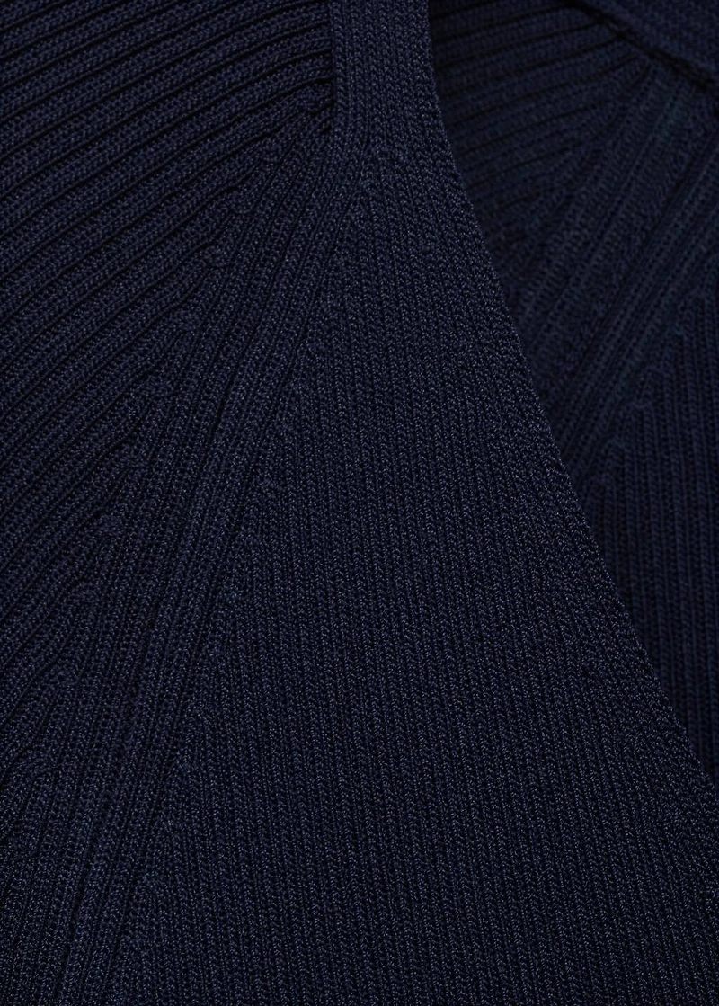V-neck ribbed knit sweater