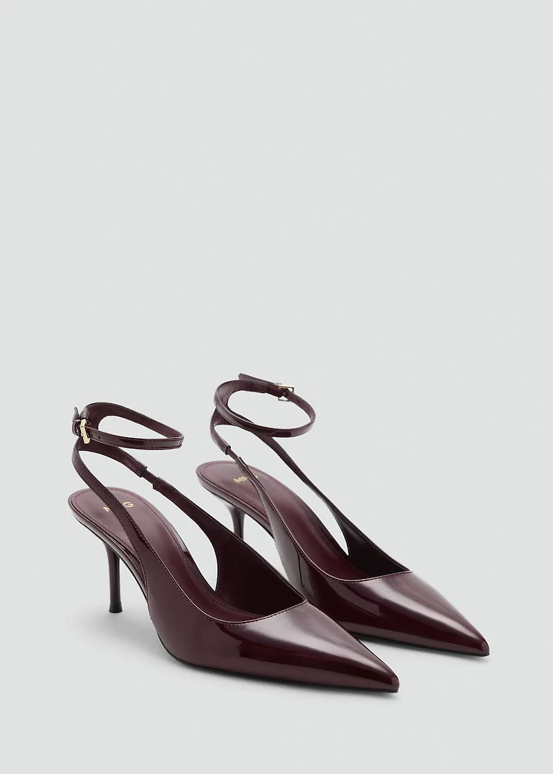 Patent heeled shoes