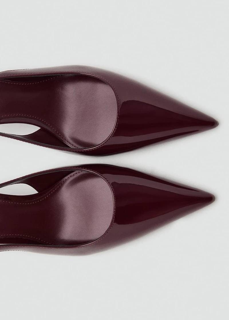 Patent heeled shoes