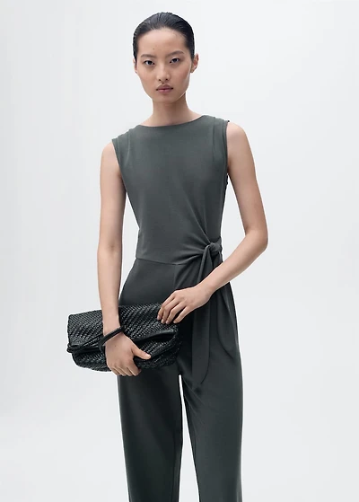 Long jumpsuit with knot