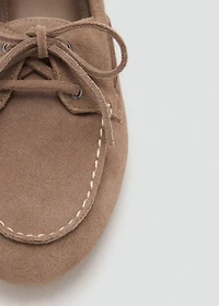 Leather lace-up moccasins