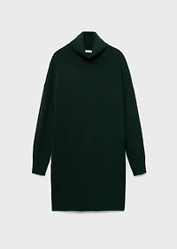 Short knitted turtleneck dress