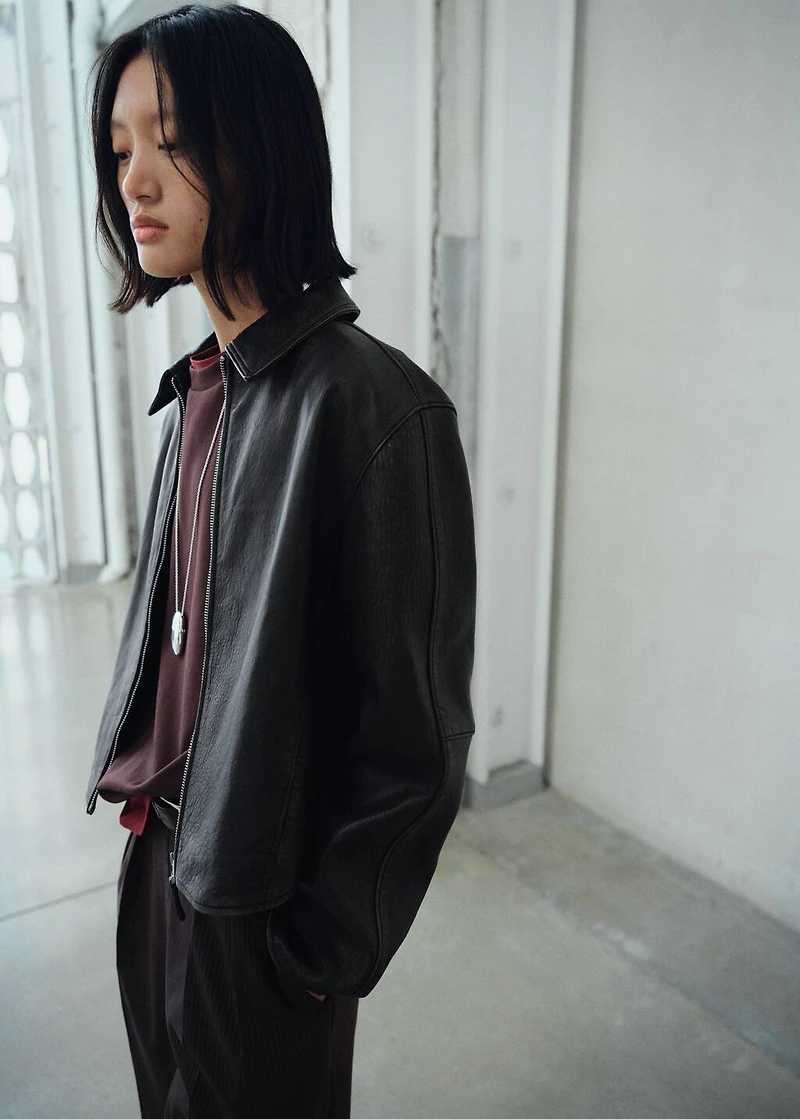 Lapels leather jacket