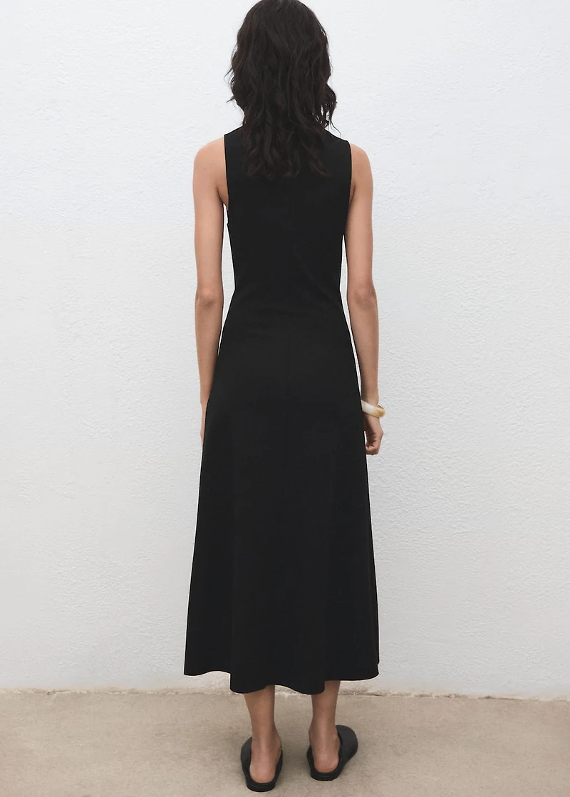 Midi-dress with stitching