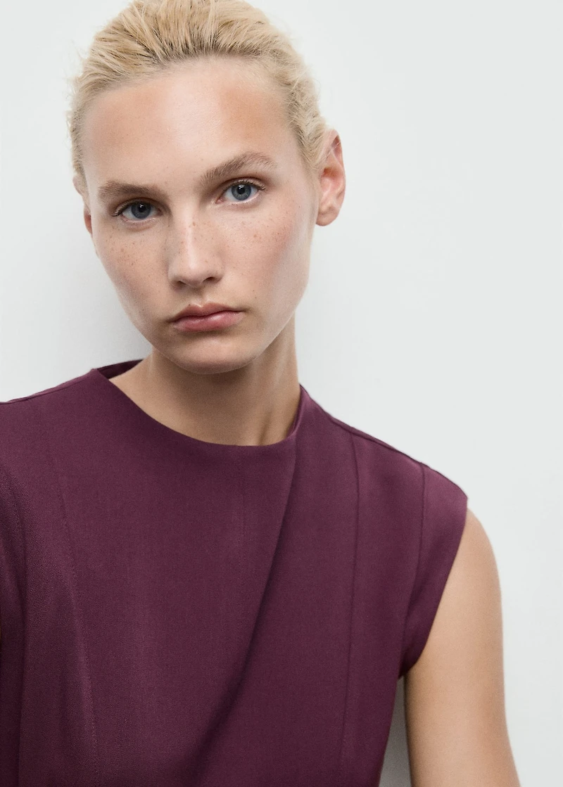 A-line dress with seams