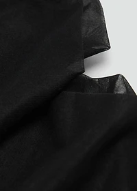 Thin veiled tights