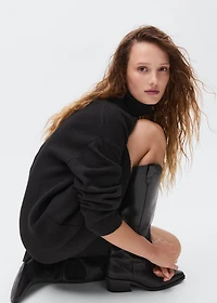Turtle neck knit dress