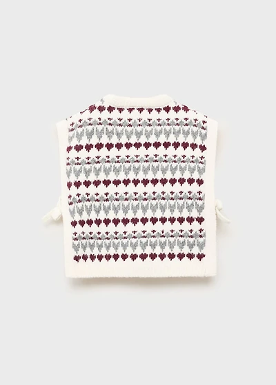 Knitted vest with heart pattern