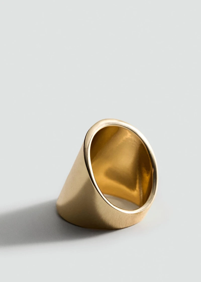 Crystal ring