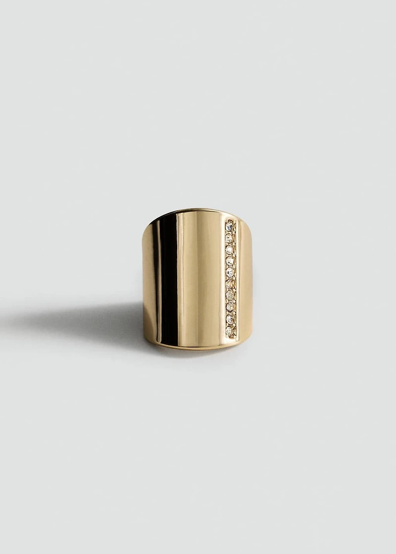 Crystal ring