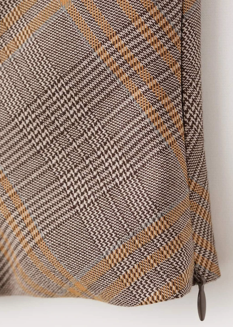 Fitted checked top