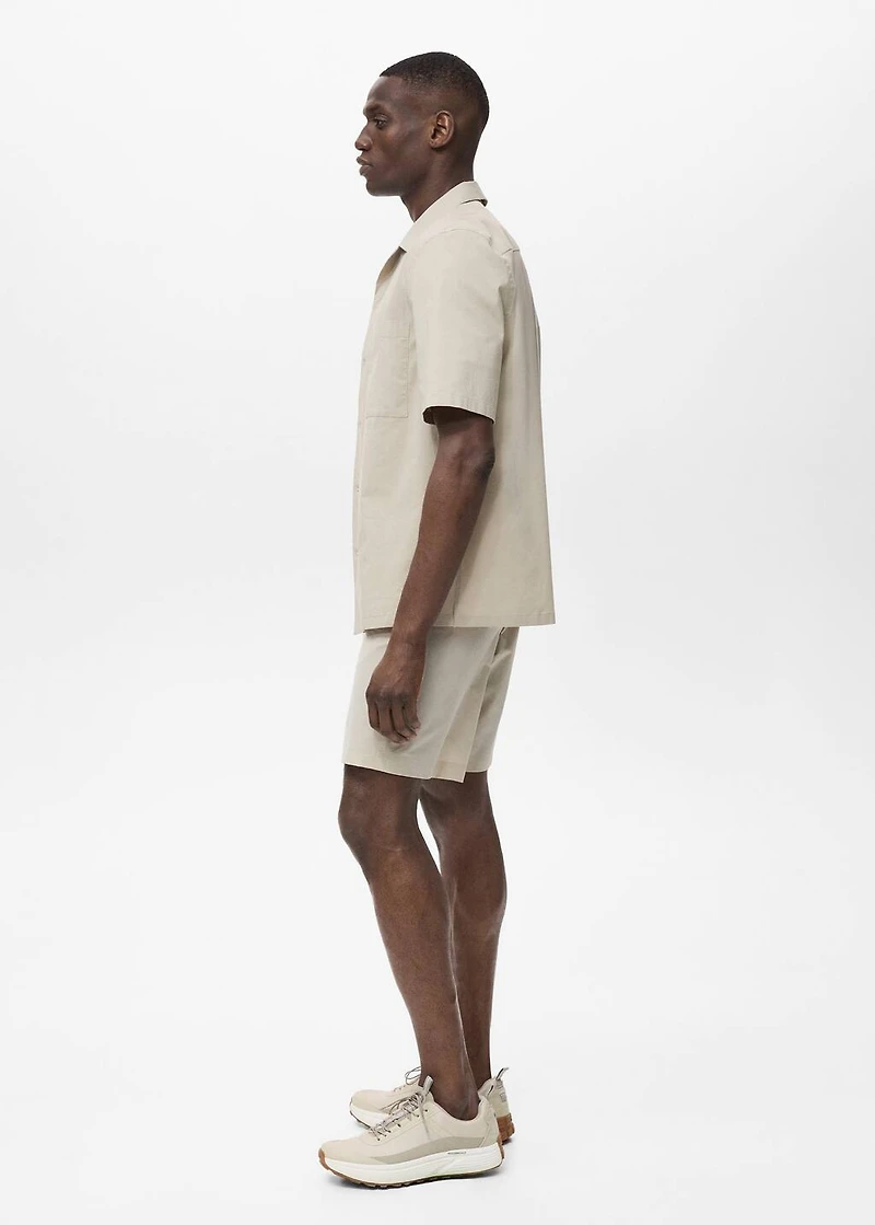 Regular-fit shirt with chest pocket