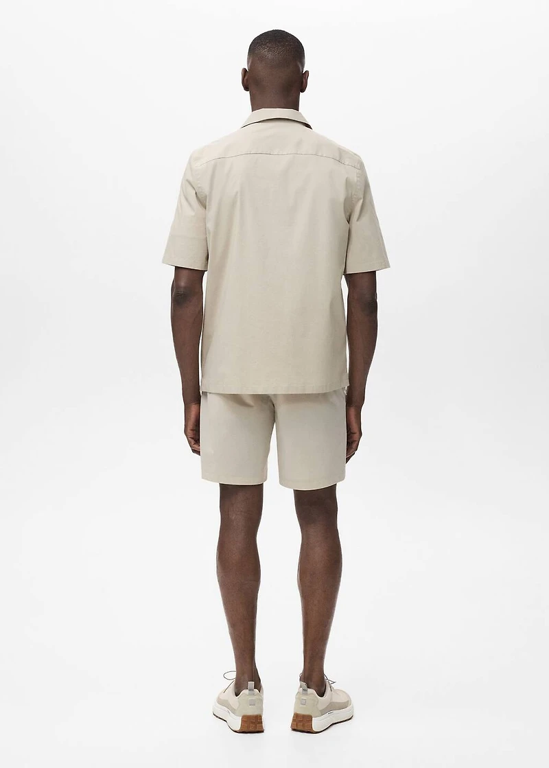 Regular-fit shirt with chest pocket